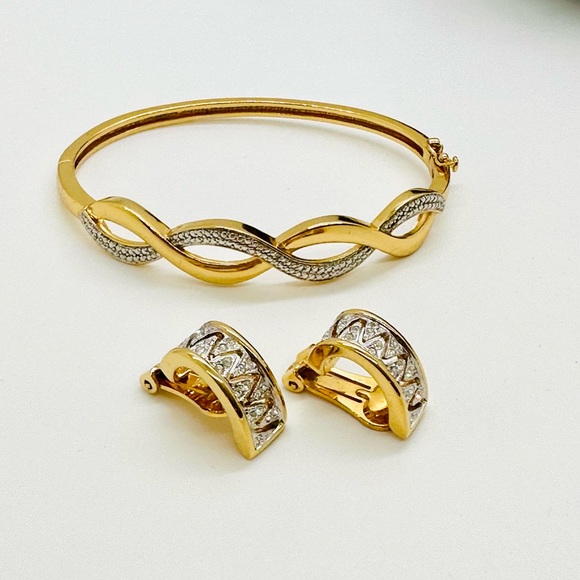 Vintage Rhinestone Earrings & Bracelet - Picture 7 of 13